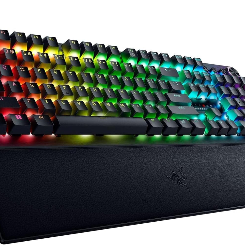 Razer Huntsman Mini 60% Compact Gaming Keyboard: Purple Switch, Clicky Optical-Mechanical Switches, Doubleshot PBT Keycaps, Detachable USB-C Cable, US Layout - Black