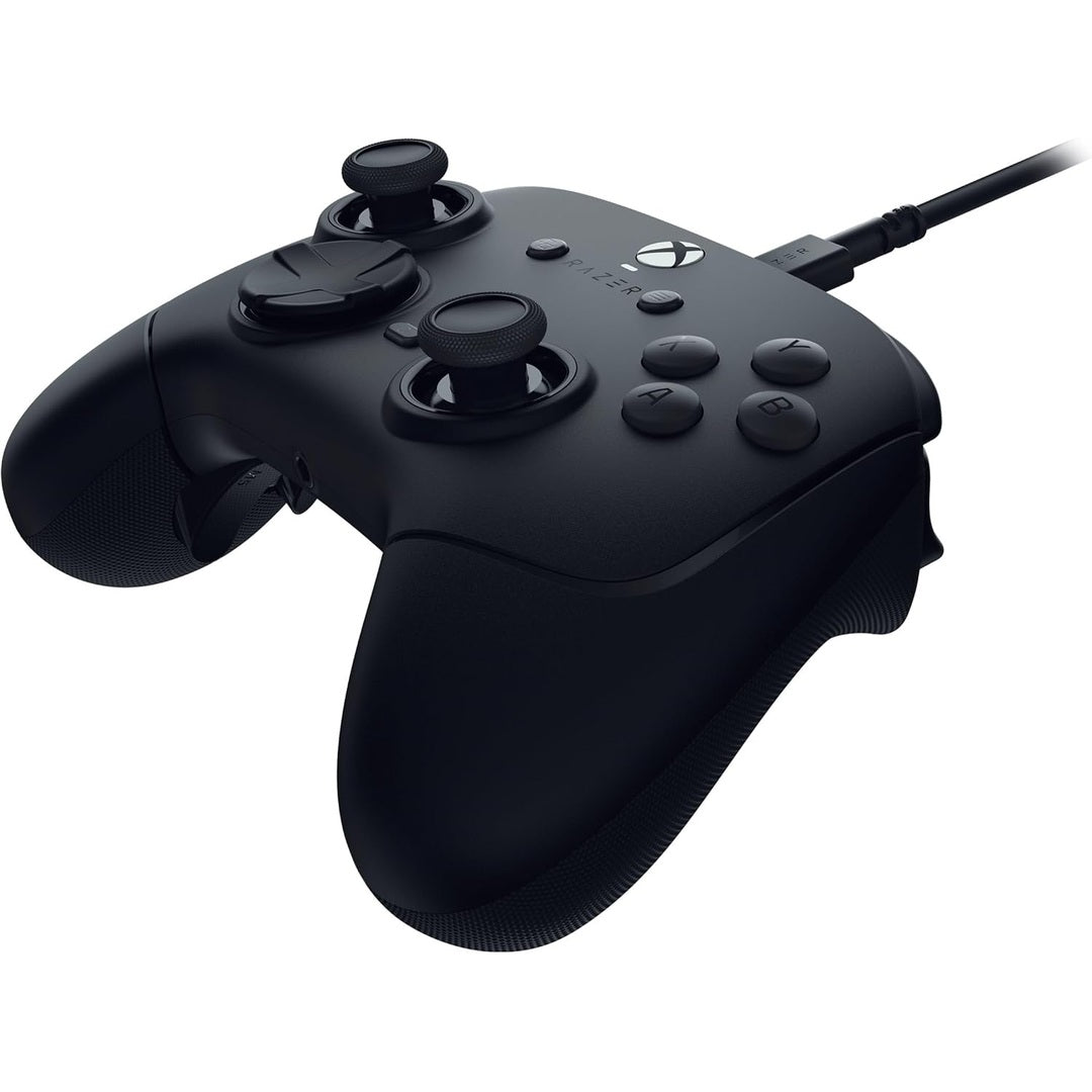 Razer Wolverine V3 Tournament Edition XBOX/PC, 6 Remappable Buttons to Outplay Them All, 1000Hz Polling Rate for Competitive Play on PC, Wired Esports Controller - Black