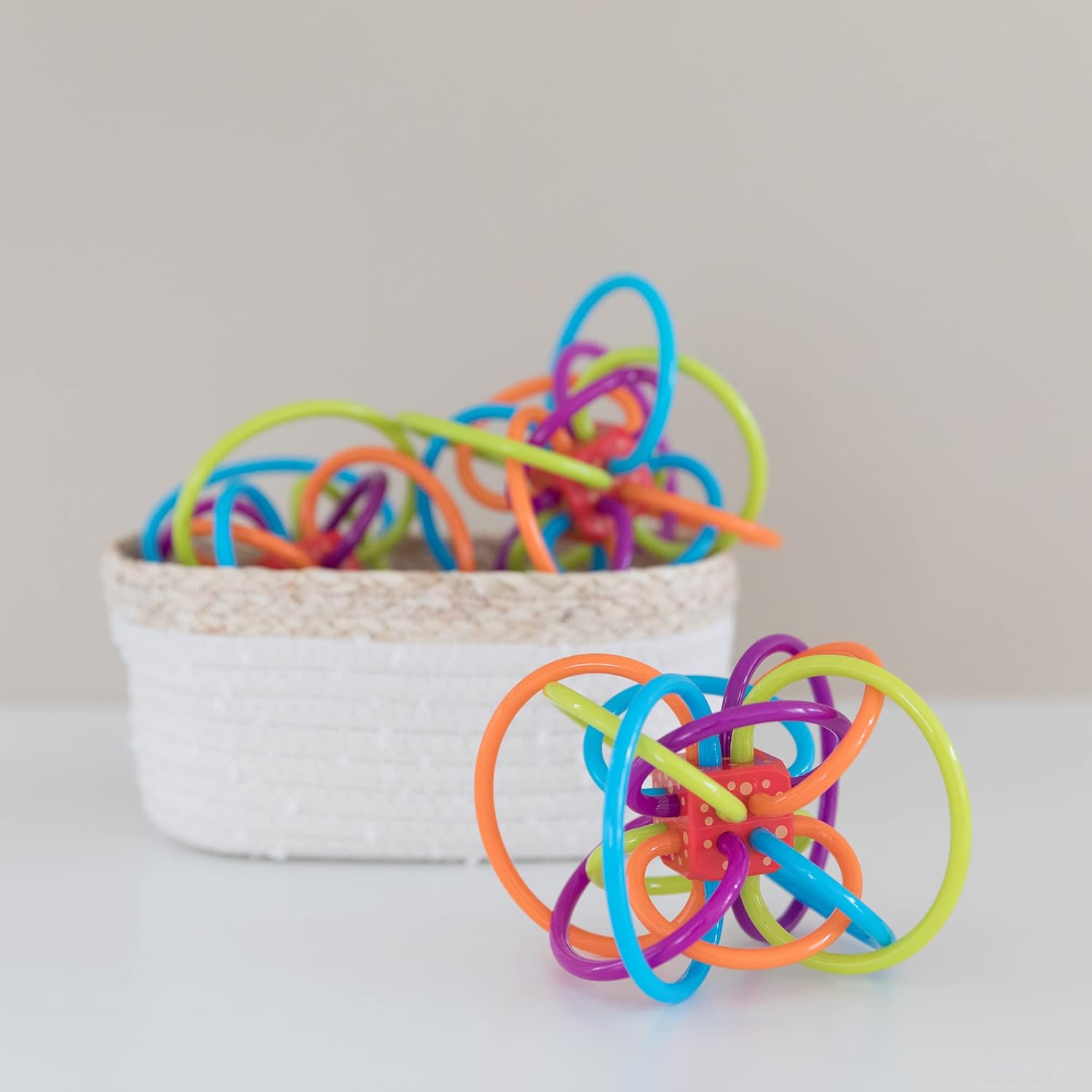 Manhattan Toy (Red, White, and Blue Winkel)