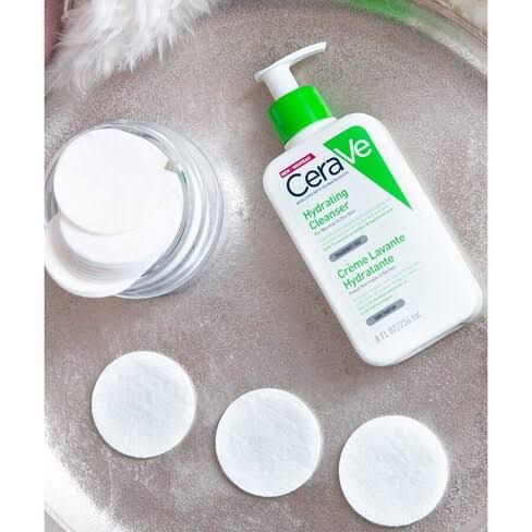 CeraVe Hydrating Cleanser for Normal to Dry Skin 236 mL
